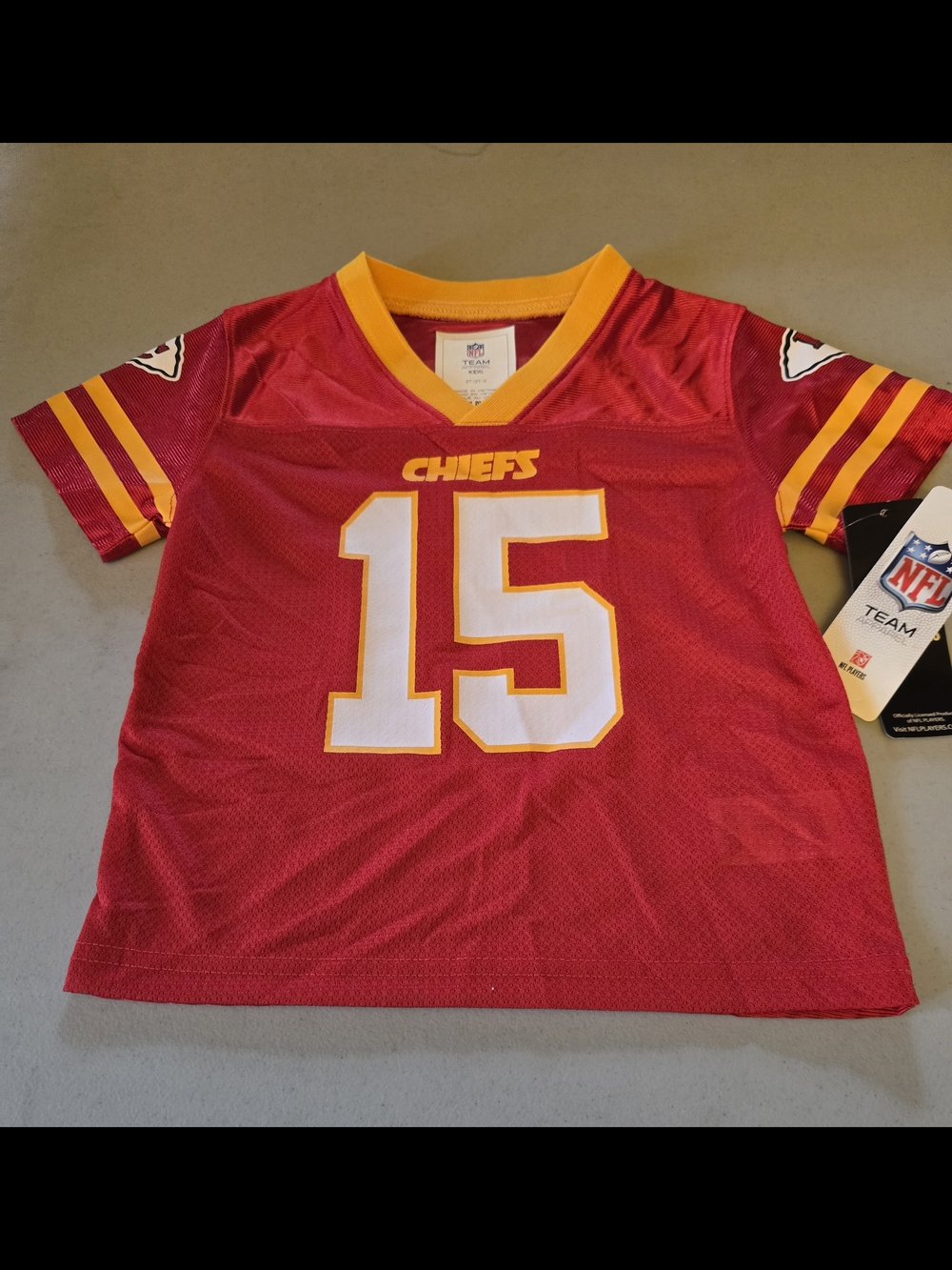NFL Team Apparel Patrick Mahomes Kansas City Chiefs #15 Jersey Boys Toddler 3T